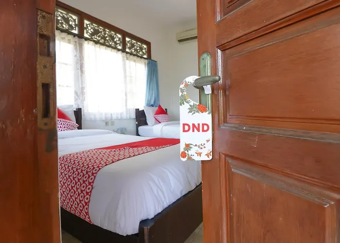 Oyo1741科马拉银达小屋